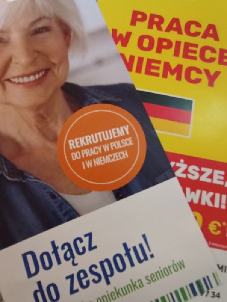 Praca W Opiece W Niemczech Dowóz /zamieszkanie / Wyżywienie